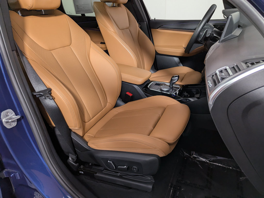Certified 2024 BMW X3 xDrive30i w/ Premium Package AWD/4WD image 32