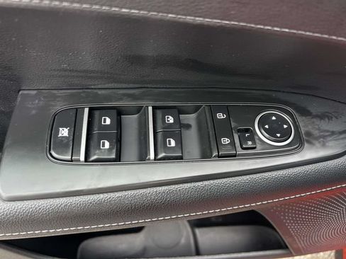 Used 2023 Kia Forte GT-Line w/ GT-Line Premium Package FWD image 18