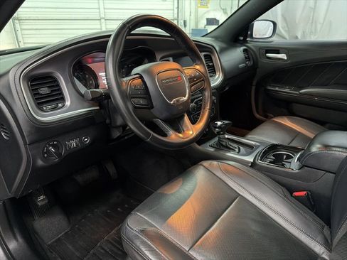 Used 2020 Dodge Charger SXT w/ Plus Group image 13
