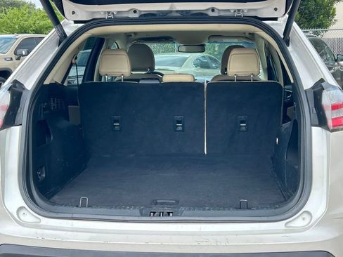 Used 2019 Ford Edge SEL w/ Equipment Group 201A FWD image 14