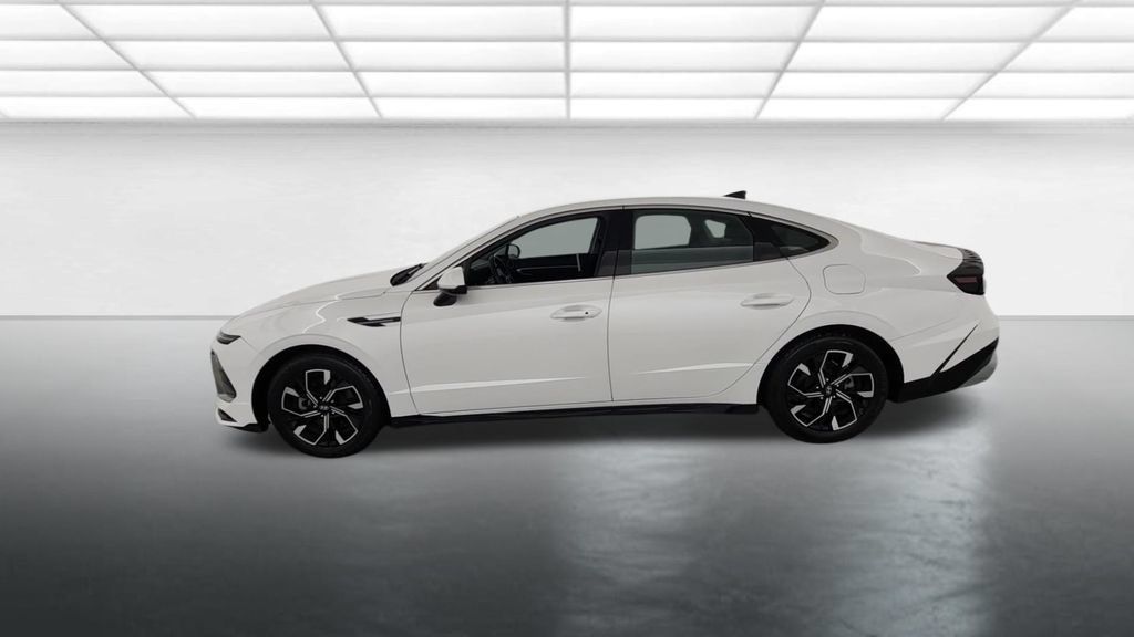 Used 2024 Hyundai Sonata SEL FWD image 5
