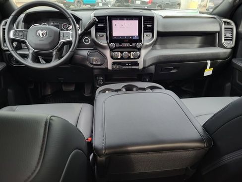 New 2025 RAM 2500 Tradesman w/ Chrome Appearance Group image 28