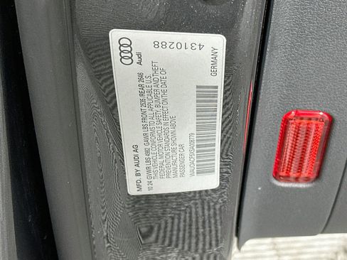 Used 2025 Audi A5 2.0T Premium Plus AWD/4WD image 12
