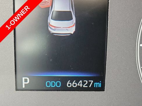 Used 2023 Toyota Corolla LE FWD image 4