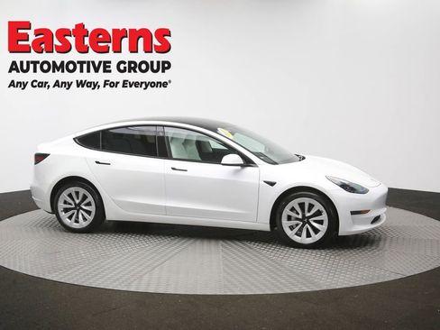 Used 2023 Tesla Model 3 Standard Range RWD image 41