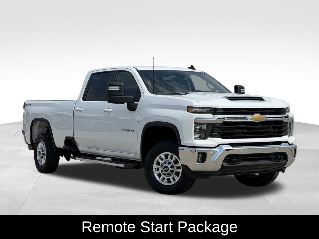 Used 2025 Chevrolet Silverado 2500 LT w/ Safety Package AWD/4WD image 2