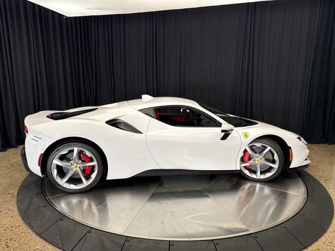 Used 2023 Ferrari SF90 Stradale image 10
