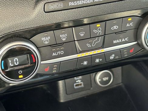 Used 2021 Ford Escape SEL FWD image 25