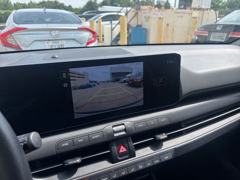 Used 2025 Kia K4 FWD image 22