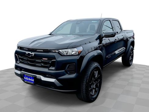 New 2026 Chevrolet Colorado Trail Boss AWD/4WD image 1