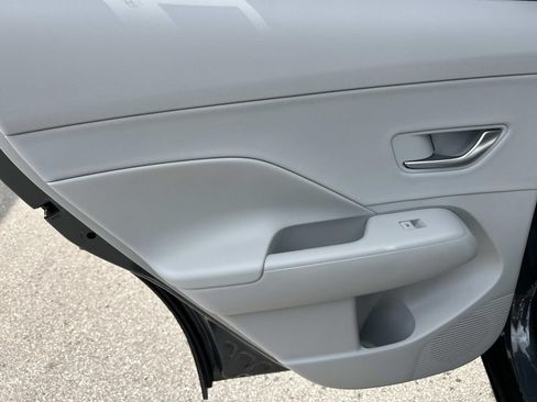New 2026 Hyundai Kona Limited FWD image 22