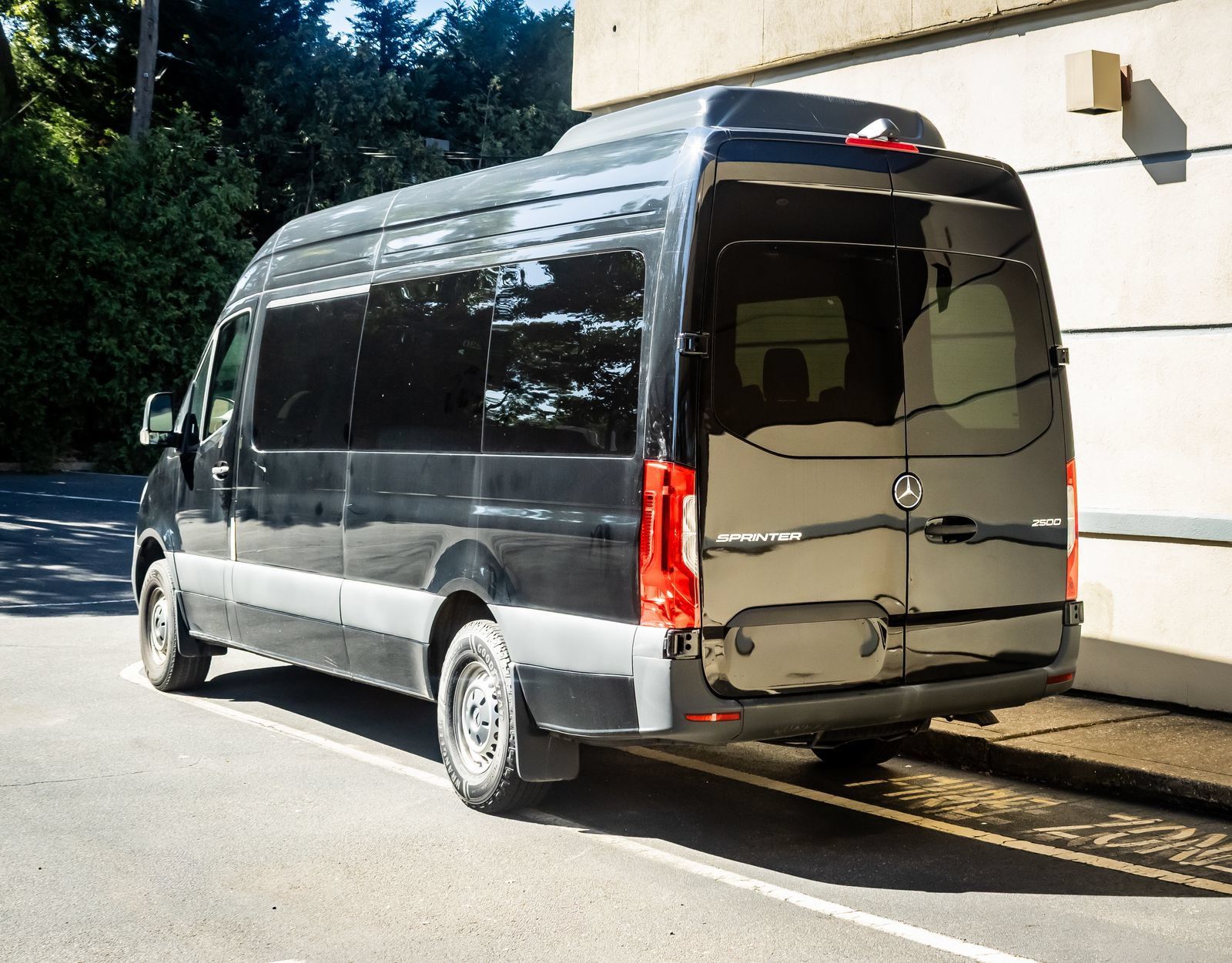 Used 2025 Mercedes-Benz Sprinter 2500 image 5