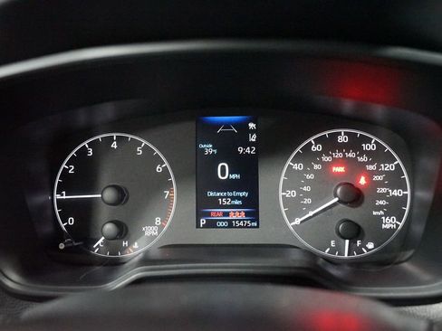 Certified 2024 Toyota Corolla Cross LE image 15