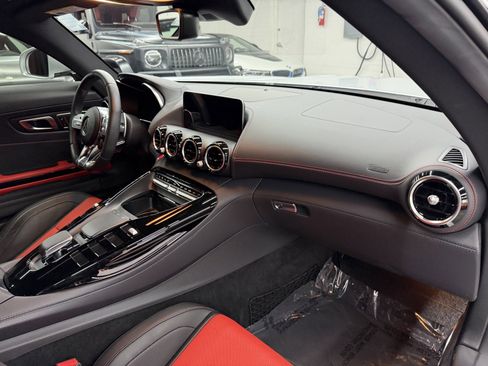 Used 2020 Mercedes-Benz AMG GT Coupe image 18
