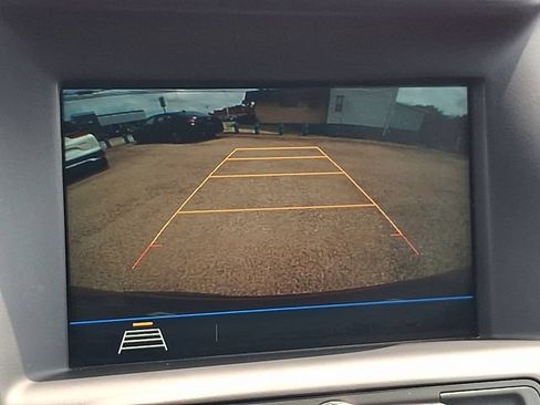 Used 2018 GMC Terrain SLE w/ Driver Convenience Package AWD/4WD image 18