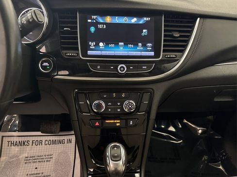 Used 2018 Buick Encore Sport Touring image 30
