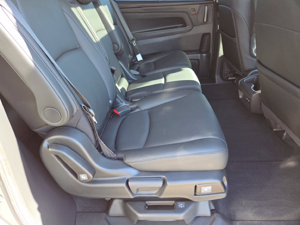 Certified 2025 Honda Odyssey EX-L image 29