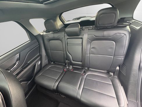 Certified 2022 Lincoln Corsair Reserve w/ Equipment Group 201A image 13