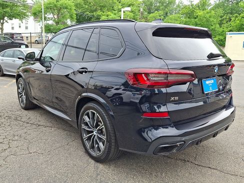 Used 2022 BMW X5 M50i AWD/4WD image 6