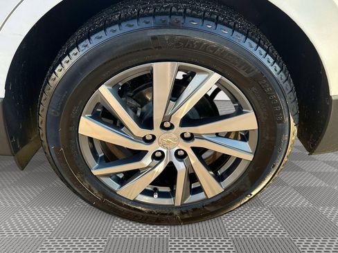 Certified 2024 Chevrolet Equinox Premier image 37