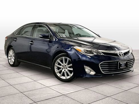 Used 2013 Toyota Avalon XLE Touring image 3