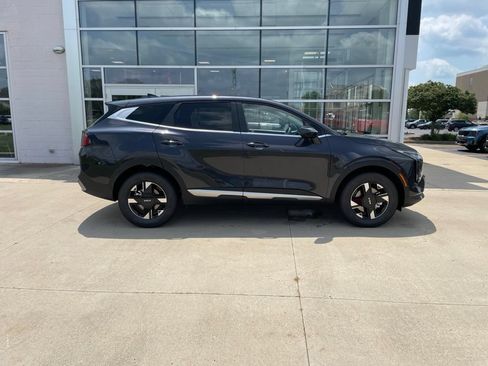 New 2026 Kia Sportage LX AWD/4WD image 4