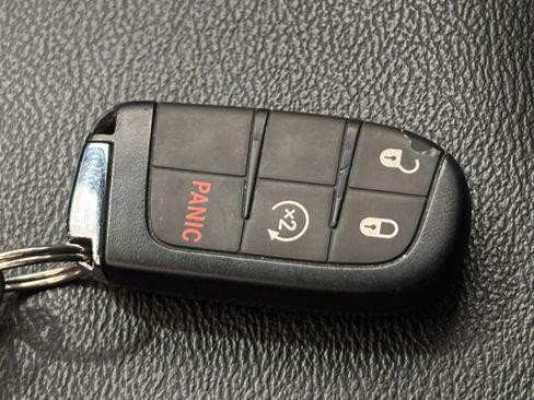 Used 2025 Jeep Compass Limited AWD/4WD image 20