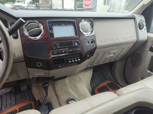 Used 2008 Ford F350 Lariat image 13
