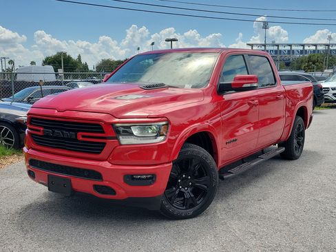 Used 2022 RAM 1500 Laramie AWD/4WD image 1