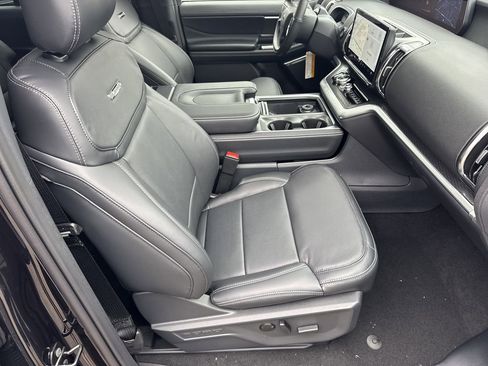 New 2025 Ford Expedition Max Platinum w/ Stealth Appearance Package image 11