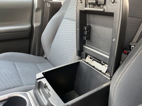 Used 2021 Toyota Tacoma SR5 image 26