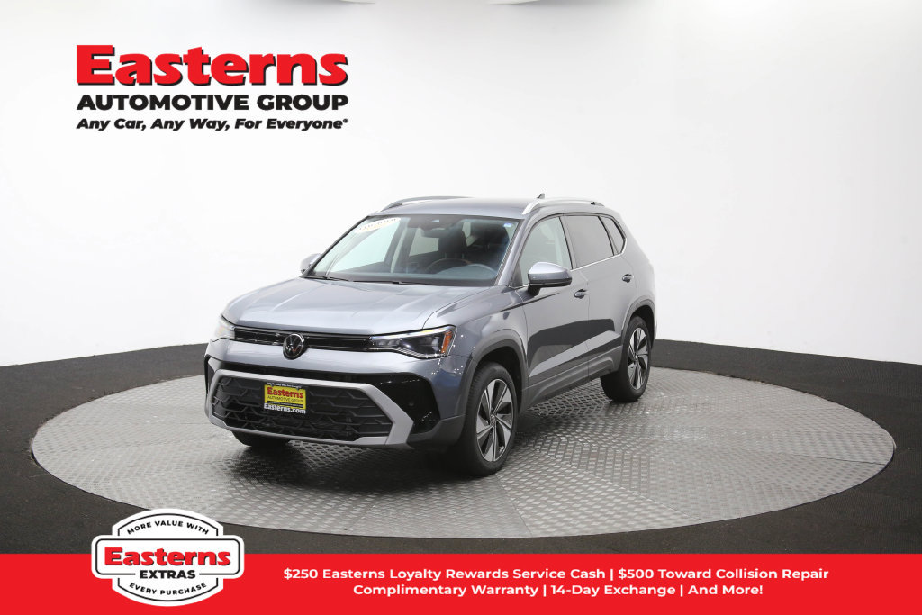 Used 2025 Volkswagen Taos SE AWD/4WD image 54
