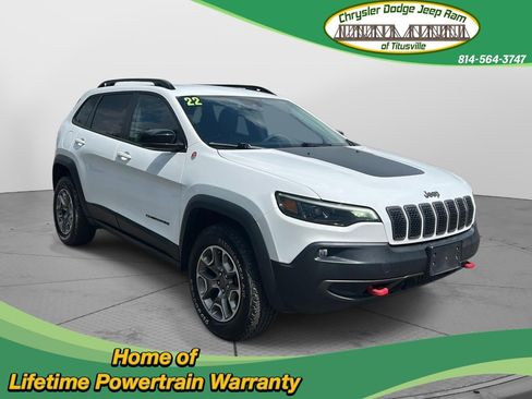 Used 2022 Jeep Cherokee Trailhawk AWD/4WD image 4