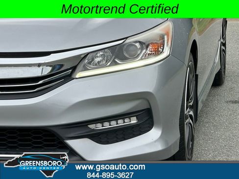 Used 2017 Honda Accord Sport Special Edition image 42