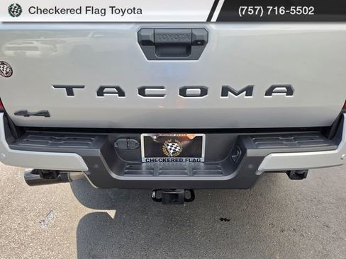 Used 2024 Toyota Tacoma TRD Sport w/ TRD Sport Upgrade Package AWD/4WD image 17