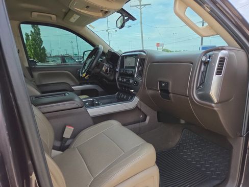Used 2016 Chevrolet Silverado 1500 LTZ Z71 AWD/4WD image 23