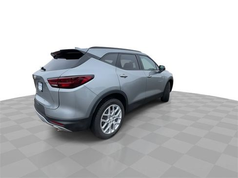Used 2023 Chevrolet Blazer LT image 8
