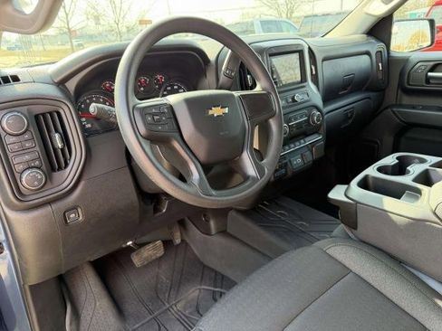 Certified 2024 Chevrolet Silverado 1500 Custom image 9