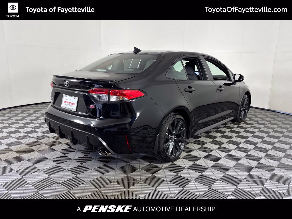 Certified 2026 Toyota Corolla SE w/ SE Package FWD image 15