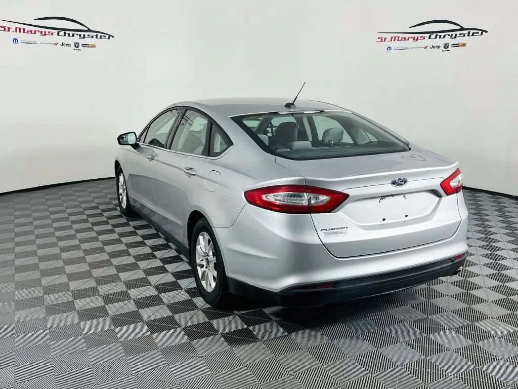 Used 2016 Ford Fusion S FWD image 6