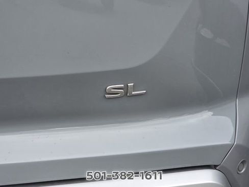 Used 2022 Nissan Pathfinder SL FWD image 4