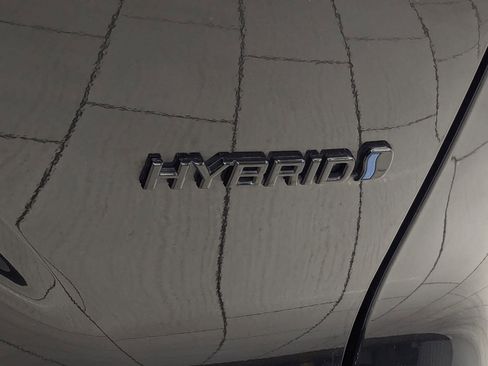 Used 2023 Toyota Corolla Cross S image 31