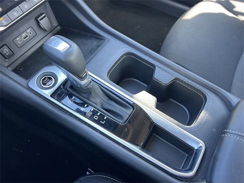 Certified 2025 Nissan Sentra SV w/ All-Weather Package image 9