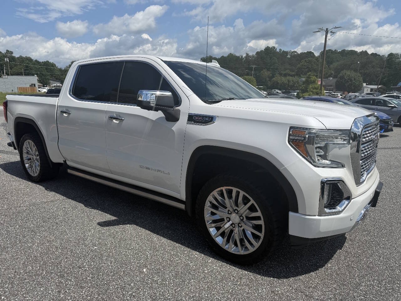 Used 2019 GMC Sierra 1500 Denali w/ Denali Ultimate Package AWD/4WD image 5