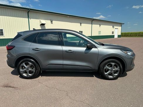 Used 2025 Ford Escape ST-Line Select AWD/4WD image 35