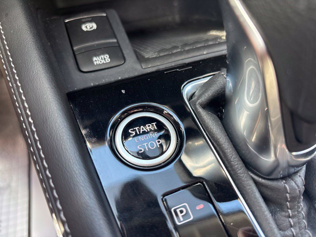 Certified 2023 Nissan Kicks SV FWD image 26