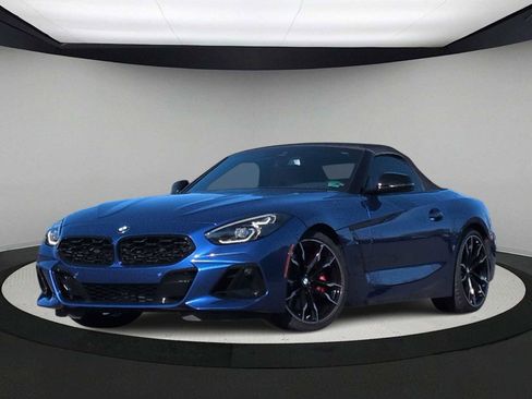 Used 2025 BMW Z4 M40i w/ Premium Package image 1