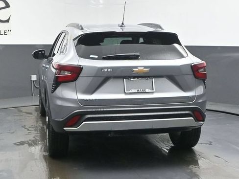New 2026 Chevrolet Trax LT FWD image 13