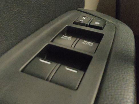 Used 2016 Honda Pilot EX-L image 27