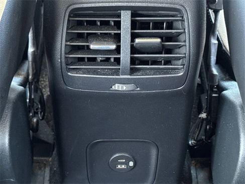 Certified 2020 Ford Escape Titanium image 30